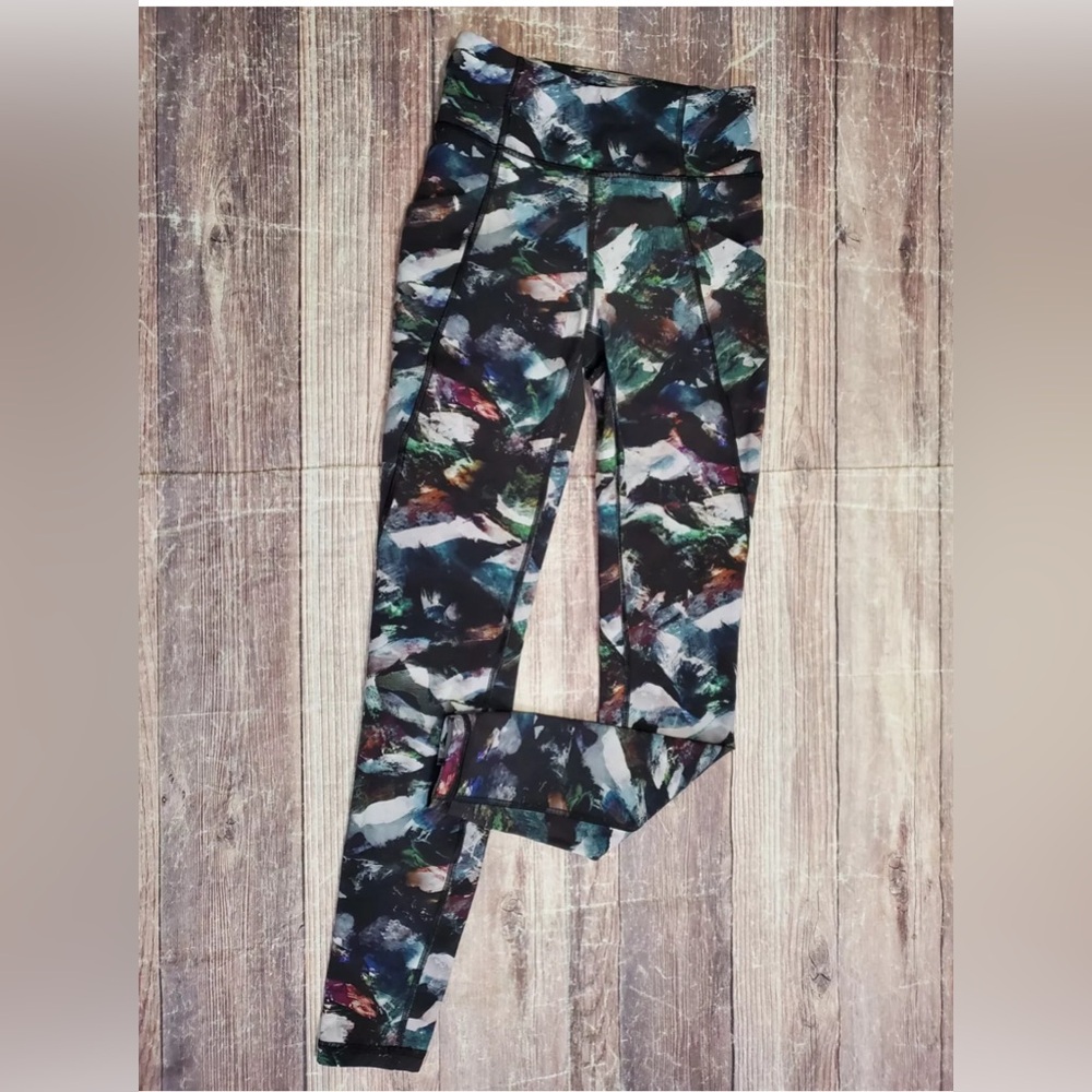 lululemon athletica Black Multicolor Abstract Print Leggings